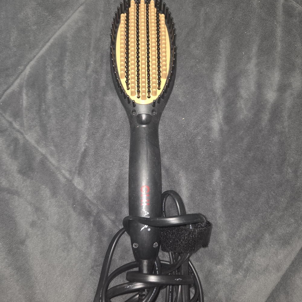 CHI AIR Hair Straightening Brush